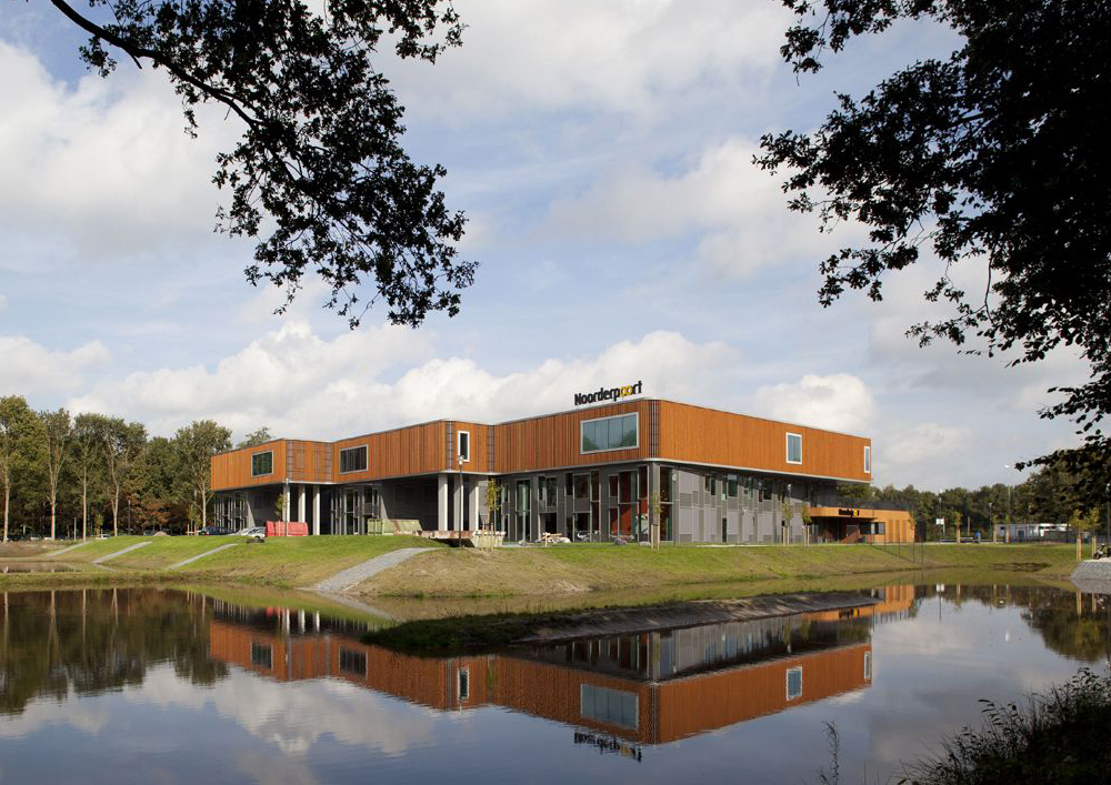 2014 11 25 New Noorderpoort School Opens in Stadskanaal